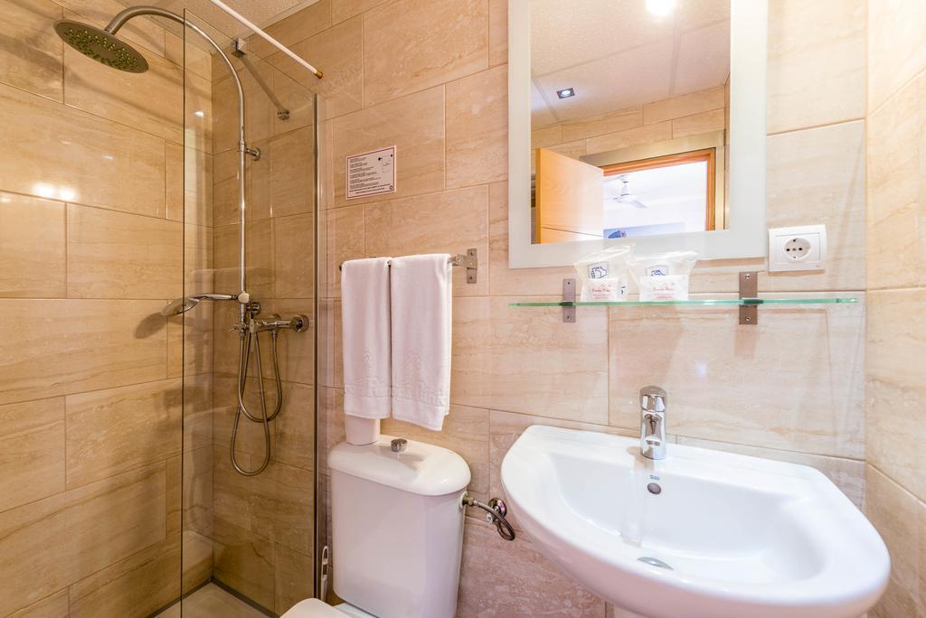 Double or Twin Room,267732921:JPEG